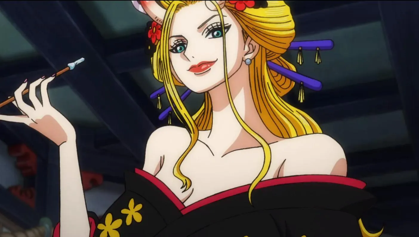 Black Maria- Hottest One Piece Female Characters!